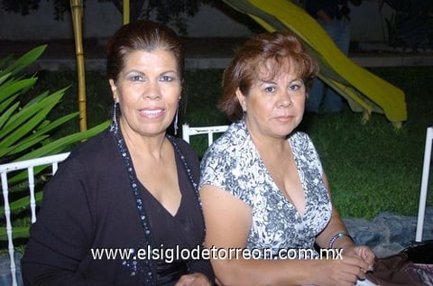 29102009 Vicky y Ana María Domínguez.