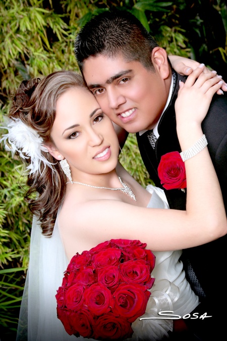 A.E.B. Joana Villalobos Rosales e Ing. Julio César García Cisneros unieron sus vidas en sagrado matrimonio en la parroquia del Sagrado Corazón de Jesús, en Francisco I. Madero, Coah., el sábado 5 de septiembre de 2009.

Studio Sosa