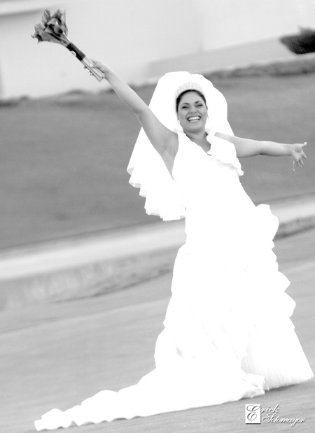 Srita. Natalia María Acevedo Ramos, el día que unió su vida a la del Sr. Carlos Ortiz Pong. 

Érick Sotomayor Fotografía