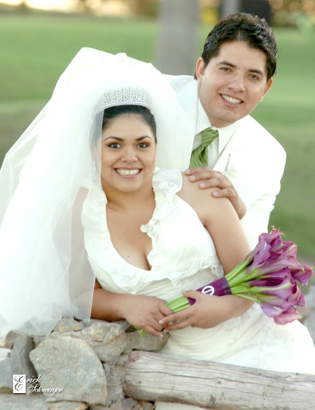 Srita. Natalia María Acevedo Ramos y Sr. Carlos Ortiz Pong contrajeron matrimonio el viernes nueve de octubre de 2009.

Érick Sotomayor Fotografía