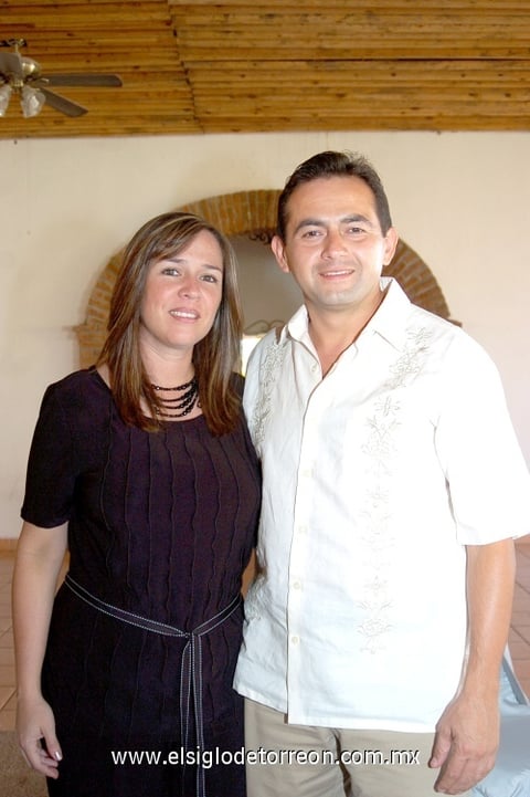 01112009 Vero Porras de Estrada y Rafael Estrada Martínez.