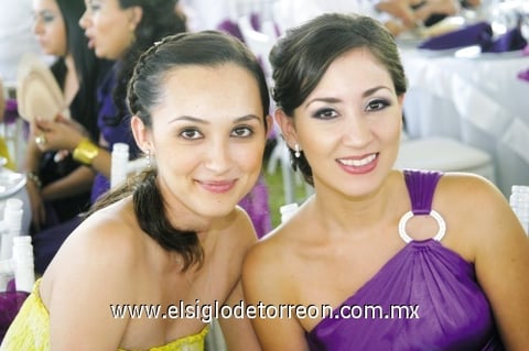 01112009 Ana de Aguinaga y Marcela Silva.