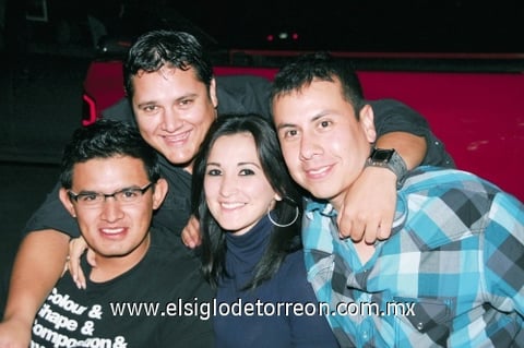 01112009 Alfonso Peniche, Dante Peniche, Betthsy García y Mario Zabala.