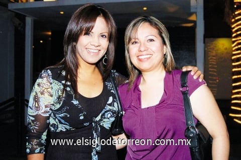 01112009 Karina Delgado y Ana Yeli González.