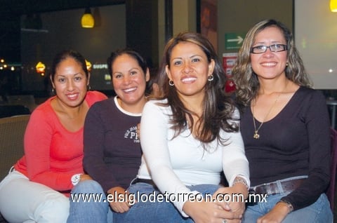 02112009 Lily, Alejandra, Rosa y Ale.