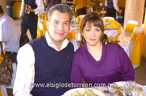 02112009 Miguel Ramírez, Arturo y Dolores de González.