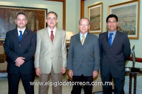 04112009 Asistentes. Boyardo Salmón, Rigoberto Castillo y Mario Martínez.