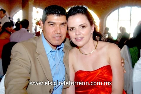 04112009 Santos Ochoa Herrera y Carina de Ochoa.