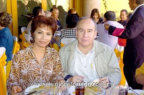 08112009 Lourdes y Ricardo Gómez.