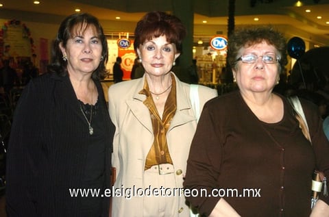09112009 Nora de Porras, Celia Ortiz y Aurora Echalaz.