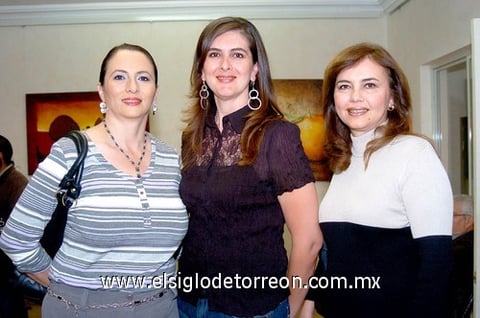 08112009 Raquel, Ale y Flor Ramírez.