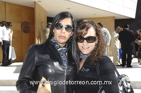 06112009 Esperanza del Toro y Verónica Romero.