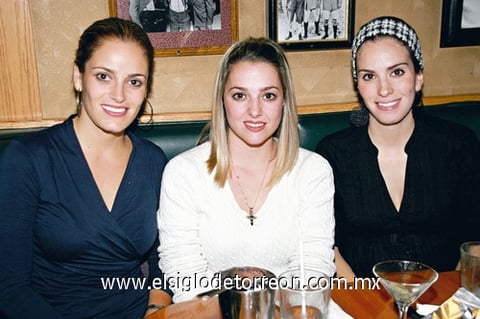 06112009 Anilú, Maty y Brenda.