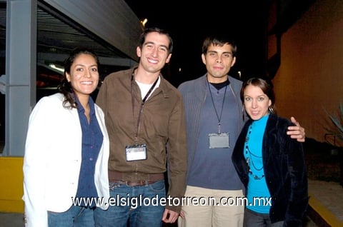 16112009 Rosy Tlapanco, Carlos Sáenz, Miguel y Estrella Alvarado. EL SIGLO DE TORREÓN/JESÚS HERNÁNDEZ