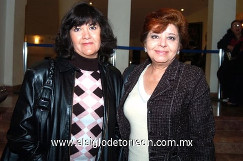 16112009 Carola y Cristina Sánchez.