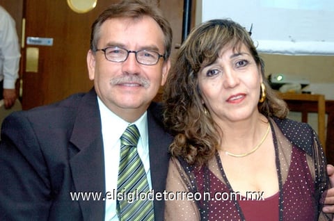 10112009 Jesús Reyes y María del Refugio de Reyes.