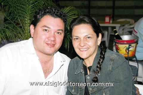 11112009 Omar Castro y Liz Arroyo.