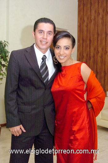 12112009 Valeria de Anda, Gabriel Torres y Jéssica Villarreal.