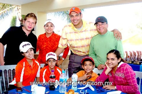 15112009 Ema, Edmundo Pablo Mesta, Andrea Elizabeth, María Fernanda, Sergio, Edmundo, Yolanda y Mauricio.