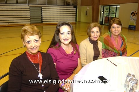 18112009 Marina, Bertha, Estrella y Maru.