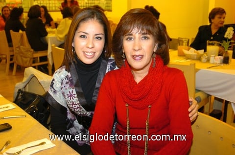 18112009 Maricarmen Alatorre de Becerra y Celia María Saracho.