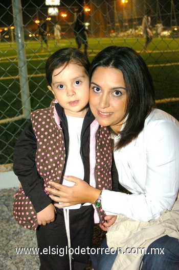 19112009 Georgina Cravioto y Brenda Cepeda