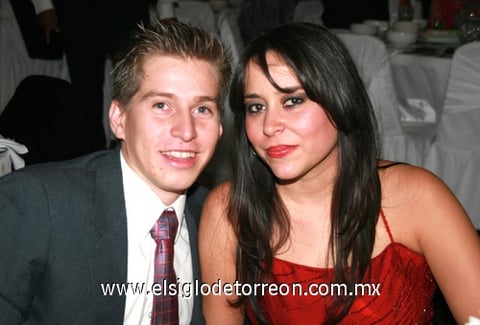 19112009 Pedro Sáenz y Sofía Baille.
