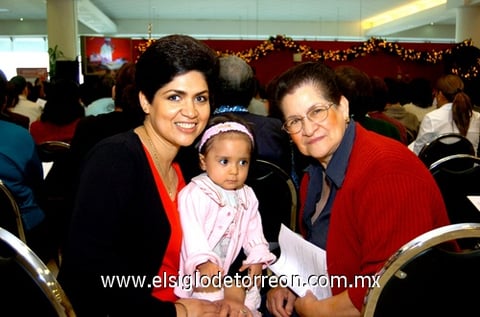 19112009 María Guadalupe del Río de Montañez, Ximena Montañez del Río y María Guadalupe Soto de Del Río.