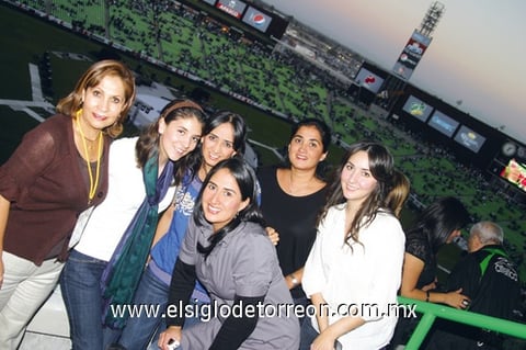 13112009 Laura, Bárbara, Vero, Imelda, Bárbara y Laura Luévanos.