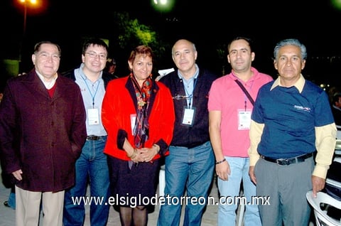15112009 Festejados. José Luis Nava, Manuel Neri, Martha Robles, Fernando Puga, Gilberto Olivares y Manuel Bustos.