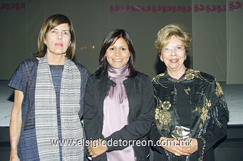 20112009 Rosario Ramos, Gaby Fabila y Aurorita Máynez.