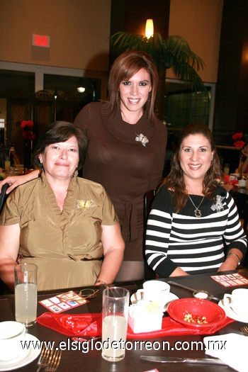 23112009 Isabel Moreno, Roxana López y Virginia Baranda.