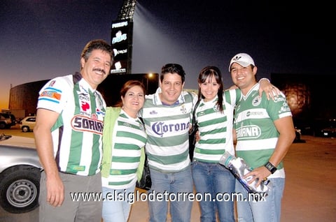 22112009 José Luis Trasfí, Maru Castro, Rafa Carreón, Lily Chávez y Carlos Trasfí en el TSM.