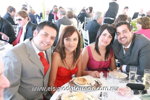 22112009 Regnar Fernández y Claudia Urrutia.