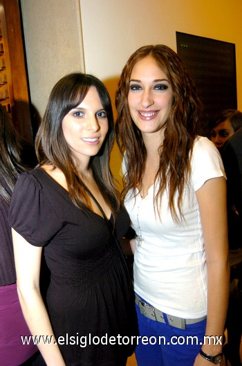 20112009 Aletza Sánchez y Jaqui Shepard.