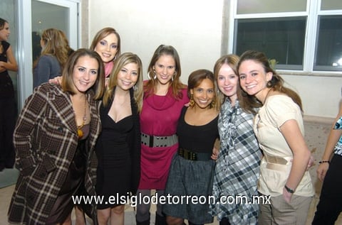 24112009 Valeria Cano, Claudia Rueda, Ale Álvarez, Adriana Lazarín, Sofía Ceniceros, Nury Salum y Lorena Soldevilla.