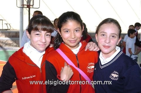 27112009 Luisa, Paola y Arantza.