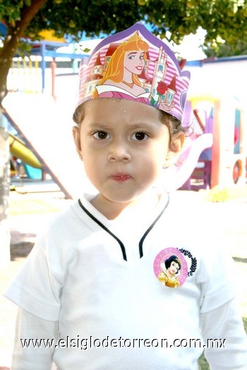 27112009 Kathia Arreola Flores lució muy linda en su fiesta de cumpleaños.