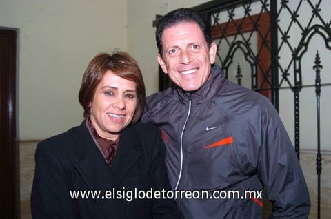 28112009 Penélope Montañez, Gustavo Montes y Lilia Montañez.  EL SIGLO DE TORREÓN / JESÚS HERNÁNDEZ