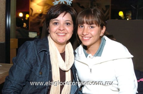 30112009 Coquis González y Paola Amezcua.
