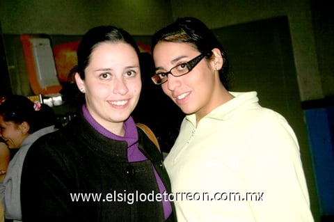29112009 Gaby y Bárbara Cano.