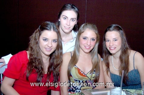 03122009 Amigas. Mariana González, Aranza Bracho, Andrea Marroquín y Ana Isabel Garza.
