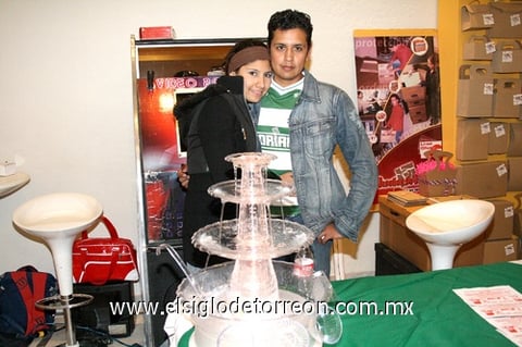 03122009 Cinthia de Maldonado y Édgar Maldonado.