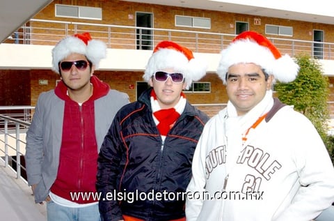 08122009 Victoria Mata y Carlos Aguirre.