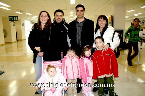 04122009 Chetumal. Magdalena Arciniega y Plácido Reyes, fueron despedidos por sus hijos Plácido y Estanislao.