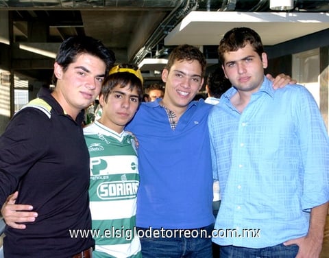 07122009 Toño Safa, Alejandro Bello, Daniel Torres y Martín Amarante.