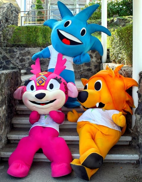 La imagen de las tres mascotas han sido todo un éxito y han tenido una gran demanda por parte de las escuelas en Guadalajara.