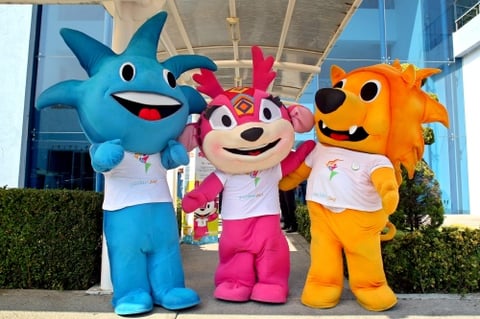 Los tres personajes, realizan una campaña de promoción de los juegos en la 'Perla de Occidente' y además, para ser bautizados antes del arranque de la justa panamericana.