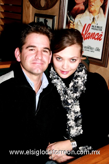 04122009 Joaquín Hamdan y Mercedes Romo..