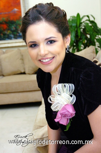 10122009 María Eugenia Sánchez Soto próximamente unirá su vida a la de su prometido Armando Borrego Navejas.- Érick Sotomayor Fotografía